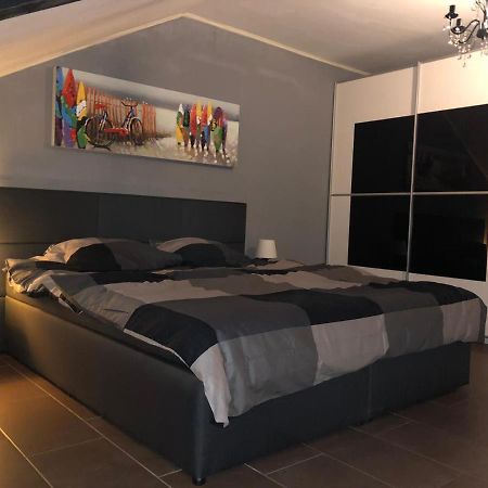 Sky Night Loft Apartment Düren - Eifel Exterior foto