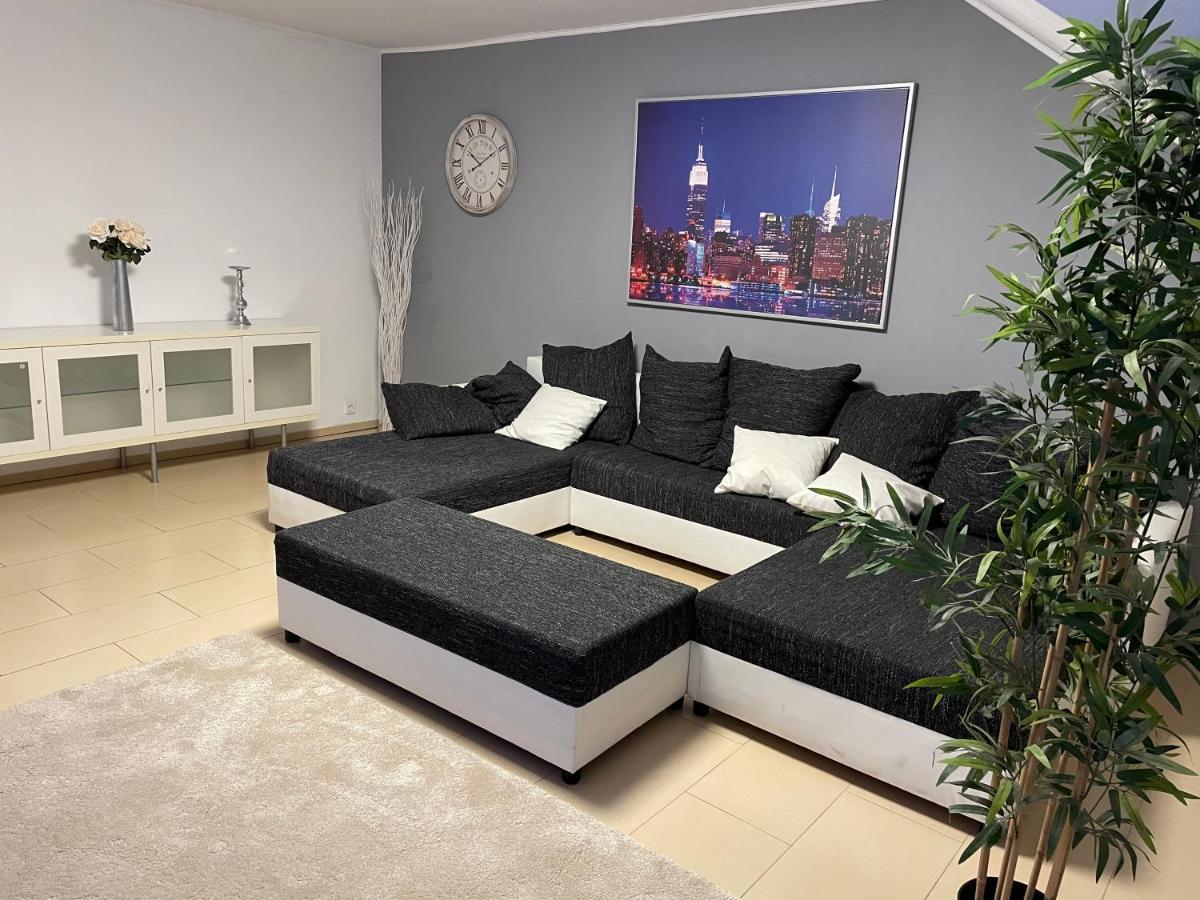 Sky Night Loft Apartment Düren - Eifel Exterior foto